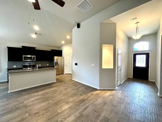 1313 Santa Clara, Midland, TX 79705