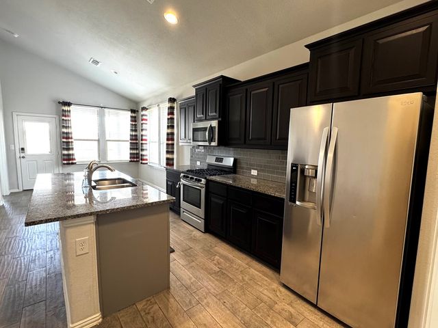 1313 Santa Clara, Midland, TX 79705