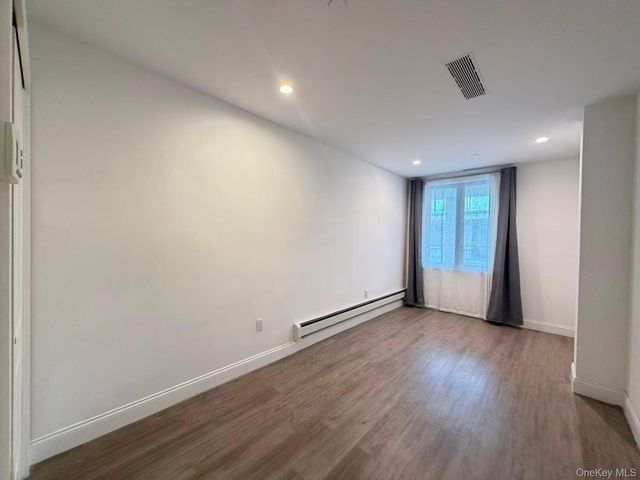 136-20 Booth Memorial Avenue 3K, Flushing, NY 11355