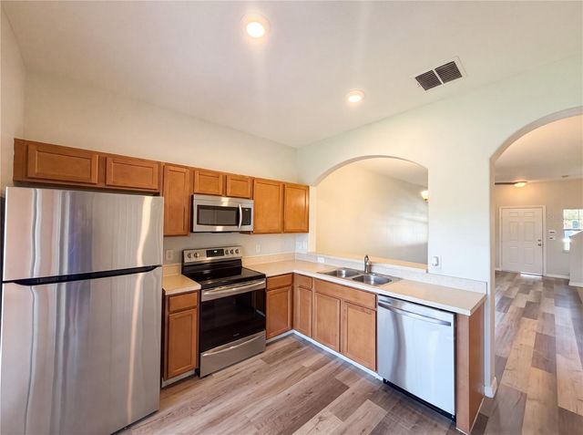 4082 WINDING VINE DRIVE, Lakeland, FL 33812