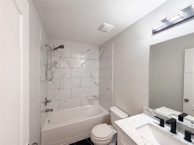 4082 WINDING VINE DRIVE, Lakeland, FL 33812