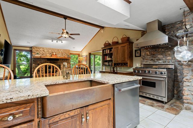 277 Arizona Drive, Branson, MO 65616