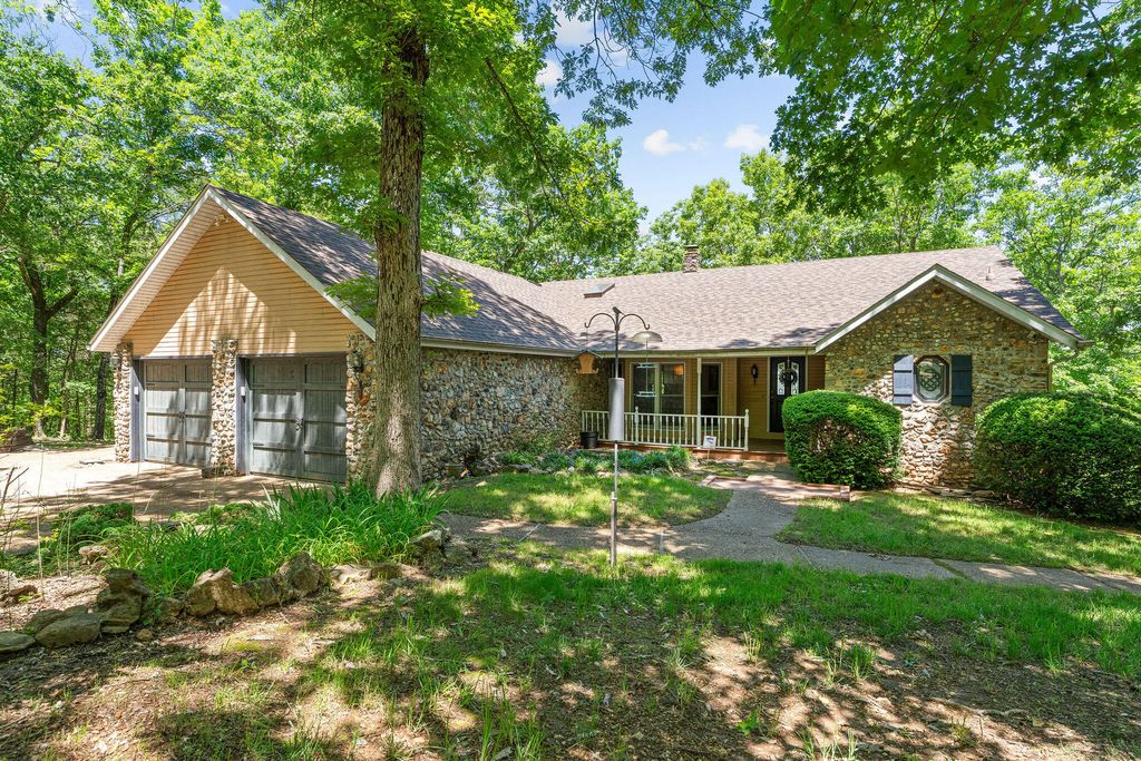 277 Arizona Drive, Branson, MO 65616