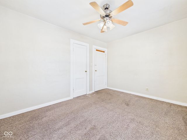 17 W 40th Street, Anderson, IN 46013