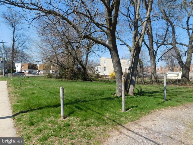 1205 BARTRAM AVE, Darby, PA 19023