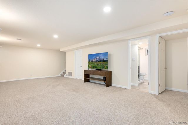 6801 S Marion Circle W, Centennial, CO 80122
