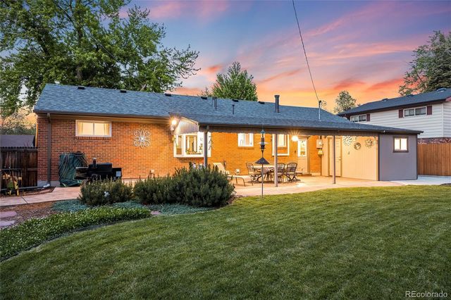 6801 S Marion Circle W, Centennial, CO 80122