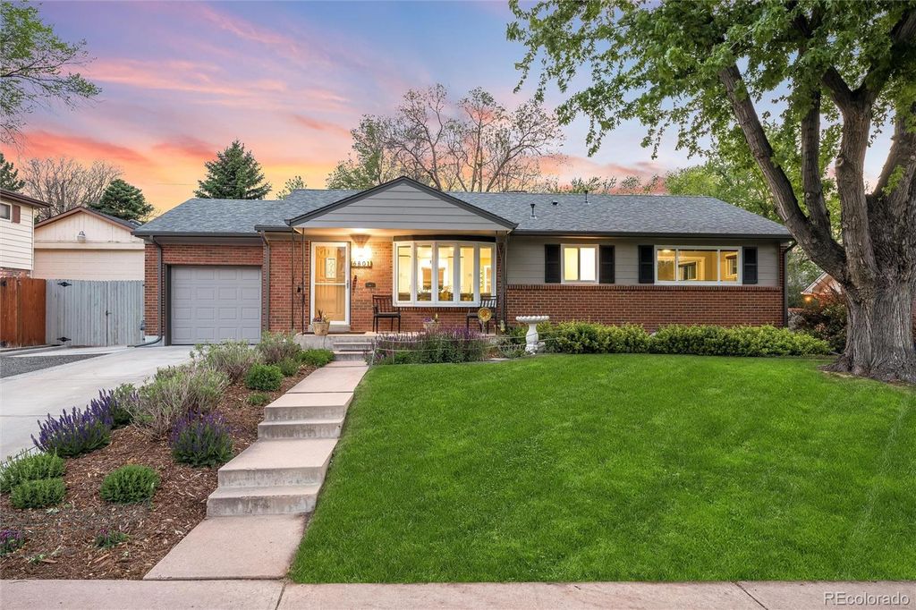 6801 S Marion Circle W, Centennial, CO 80122