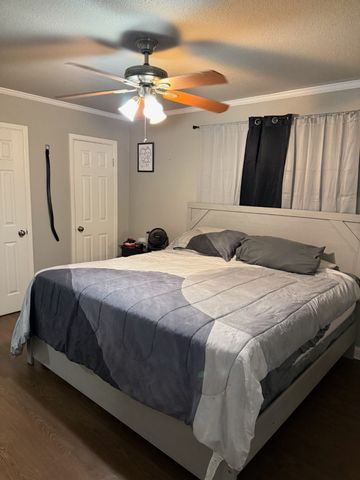 712 Sue Ann Lane, Burleson, TX 76028