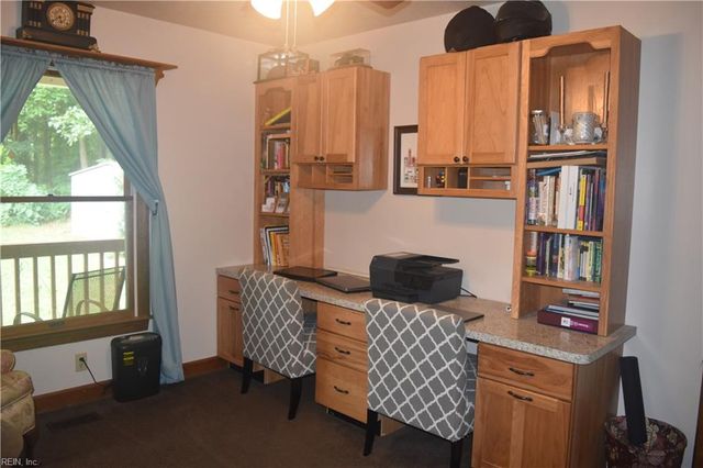 9269 Whispering Pines TRL, Windsor, VA 23487