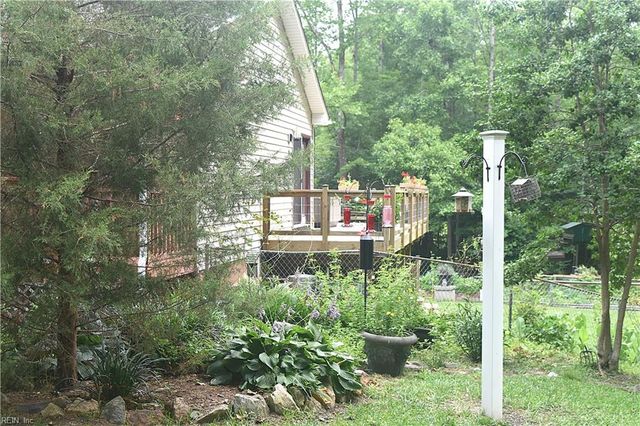 9269 Whispering Pines TRL, Windsor, VA 23487