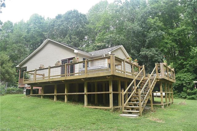 9269 Whispering Pines TRL, Windsor, VA 23487