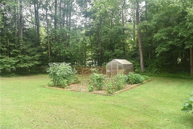 9269 Whispering Pines TRL, Windsor, VA 23487