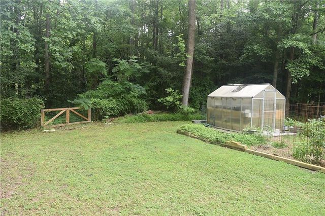 9269 Whispering Pines TRL, Windsor, VA 23487