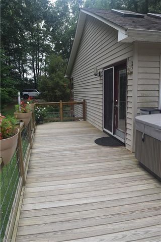 9269 Whispering Pines TRL, Windsor, VA 23487