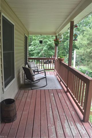9269 Whispering Pines TRL, Windsor, VA 23487