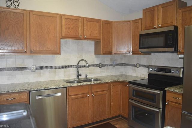 9269 Whispering Pines TRL, Windsor, VA 23487