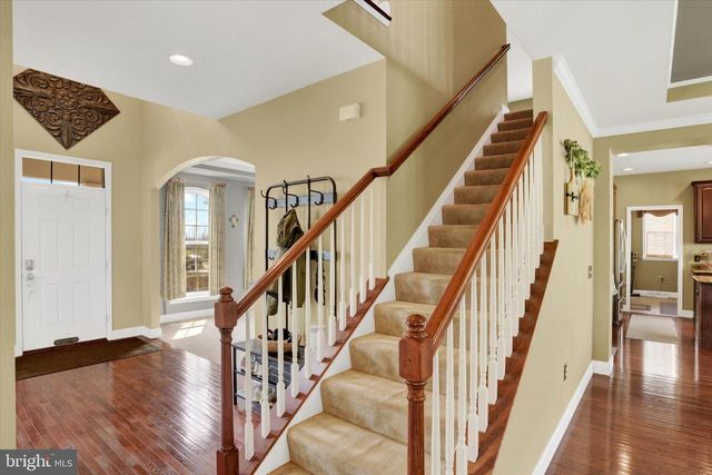 12 BELLA VISTA DR, Mechanicsburg, PA 17050