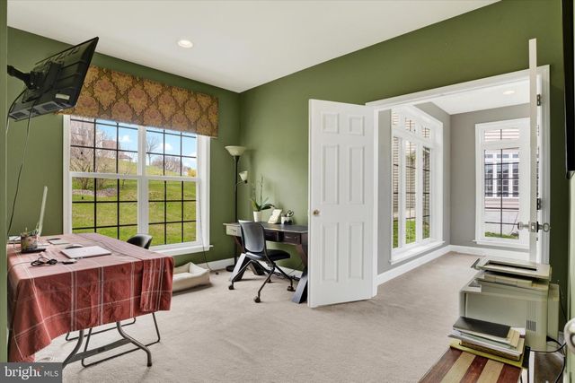 12 BELLA VISTA DR, Mechanicsburg, PA 17050