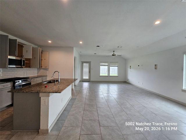 5002 Natchez Trace, Arcola, TX 77545