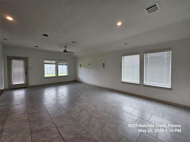 5002 Natchez Trace, Arcola, TX 77545