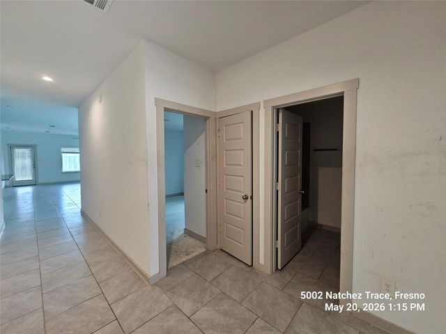5002 Natchez Trace, Arcola, TX 77545