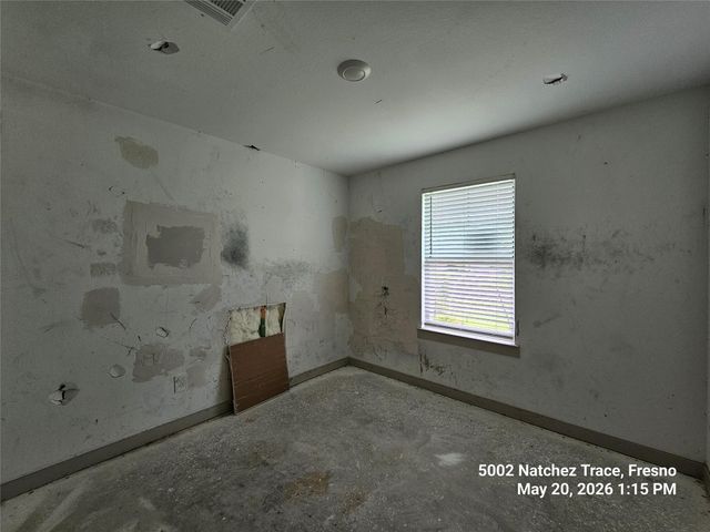 5002 Natchez Trace, Arcola, TX 77545