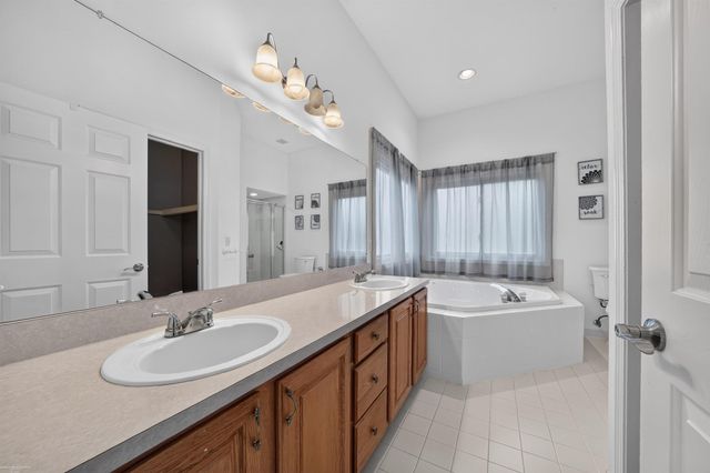 51251 Westwood Drive, Macomb Twp, MI 48042