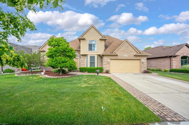 51251 Westwood Drive, Macomb Twp, MI 48042