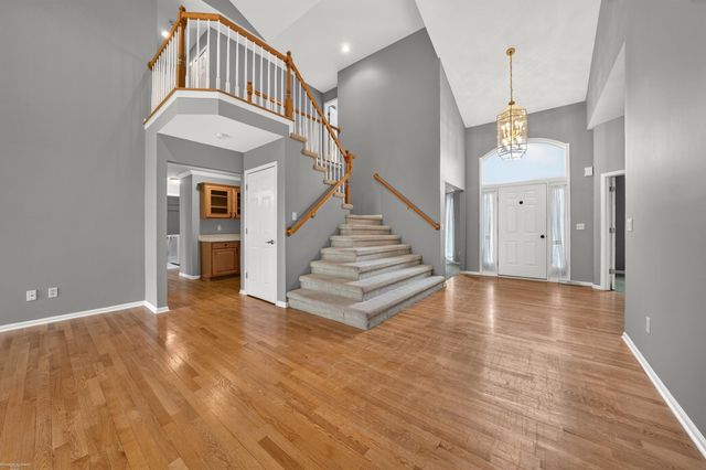 51251 Westwood Drive, Macomb Twp, MI 48042