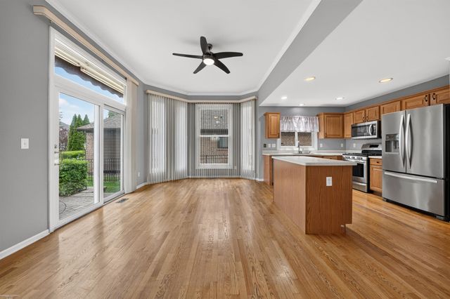 51251 Westwood Drive, Macomb Twp, MI 48042