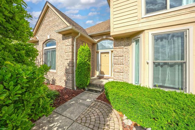 51251 Westwood Drive, Macomb Twp, MI 48042