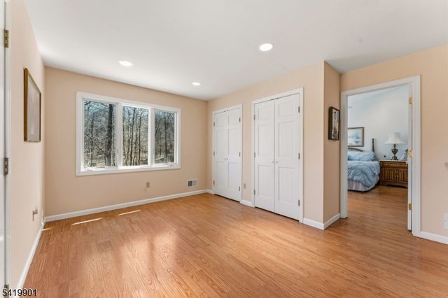 5 Leiv Eirikson Ave, Franklin Twp., NJ 08540