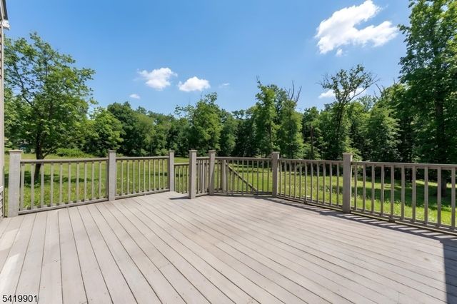 5 Leiv Eirikson Ave, Franklin Twp., NJ 08540