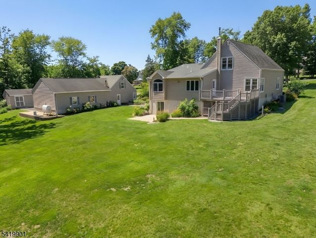 5 Leiv Eirikson Ave, Franklin Twp., NJ 08540