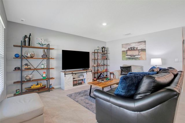 9206 MISSION BAY PLACE, Tampa, FL 33637
