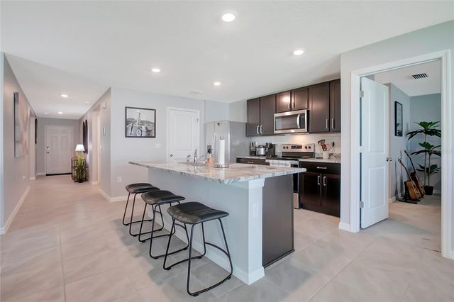 9206 MISSION BAY PLACE, Tampa, FL 33637