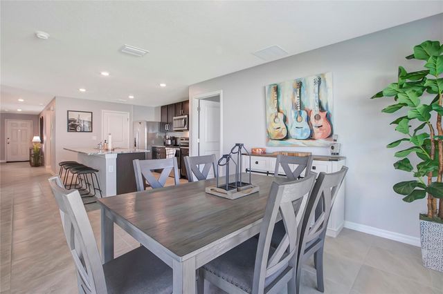 9206 MISSION BAY PLACE, Tampa, FL 33637