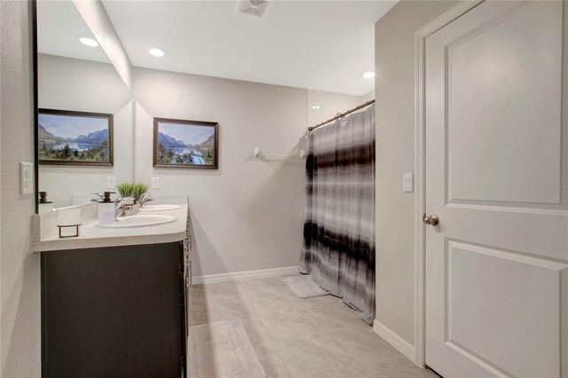 9206 MISSION BAY PLACE, Tampa, FL 33637