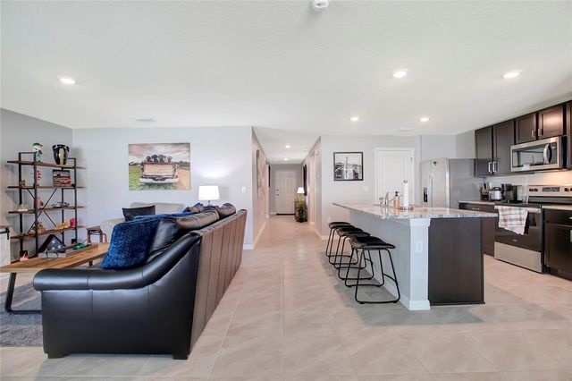 9206 MISSION BAY PLACE, Tampa, FL 33637