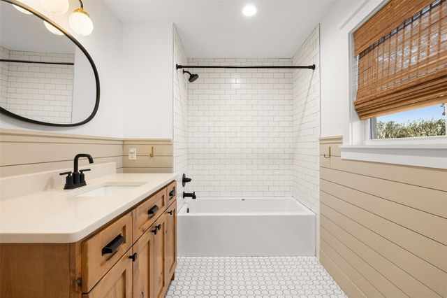 351 Pleasant Hill School Road, Brenham, TX 77833