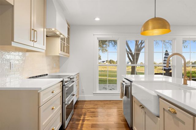 351 Pleasant Hill School Road, Brenham, TX 77833