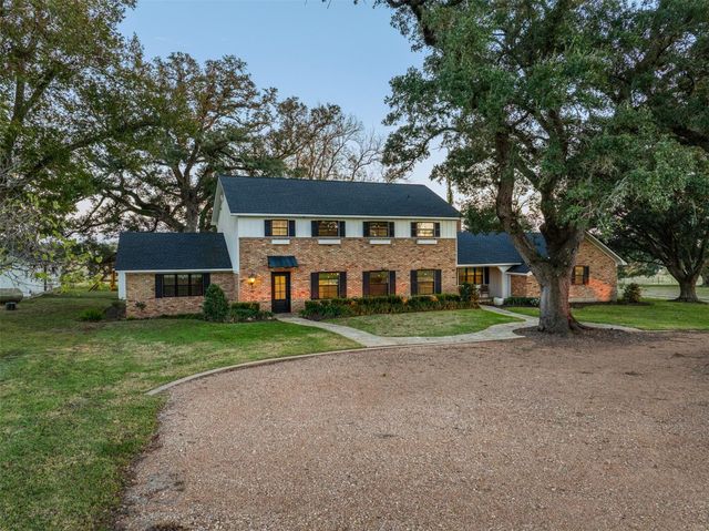 351 Pleasant Hill School Road, Brenham, TX 77833