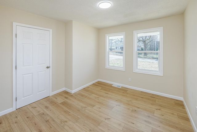 211 Rhode Island Circle, Chesnee, SC 29323
