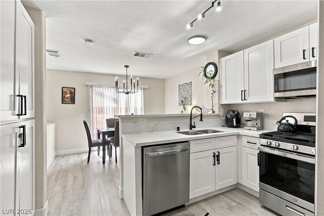 2711 Advancement Avenue, North Las Vegas, NV 89031