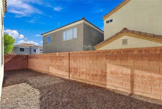 2711 Advancement Avenue, North Las Vegas, NV 89031