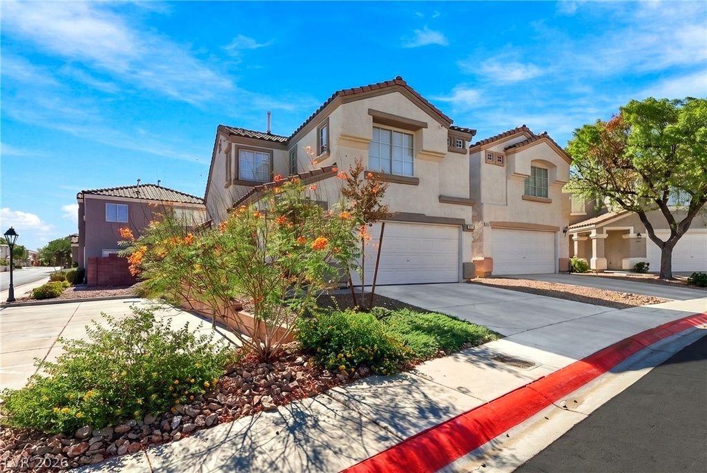 2711 Advancement Avenue, North Las Vegas, NV 89031 — photo 2