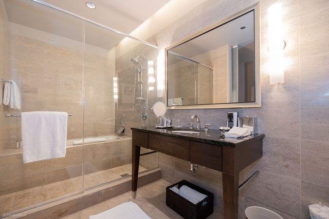 401 N WABASH Avenue 2310, Chicago, IL 60611