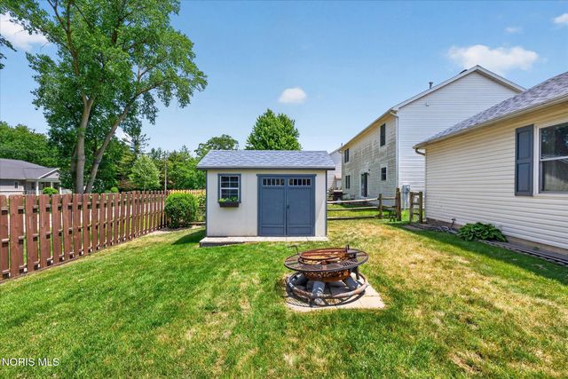 6930 Clearview Cove, Holland, OH 43528