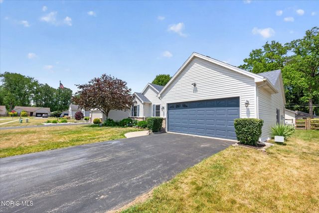6930 Clearview Cove, Holland, OH 43528